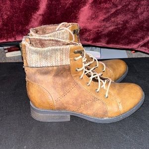 cute girls lace up booties